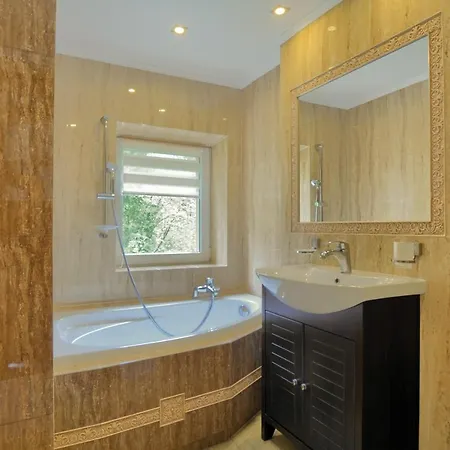 בית הארחה Biale Tarasy קריניצה זדרוי